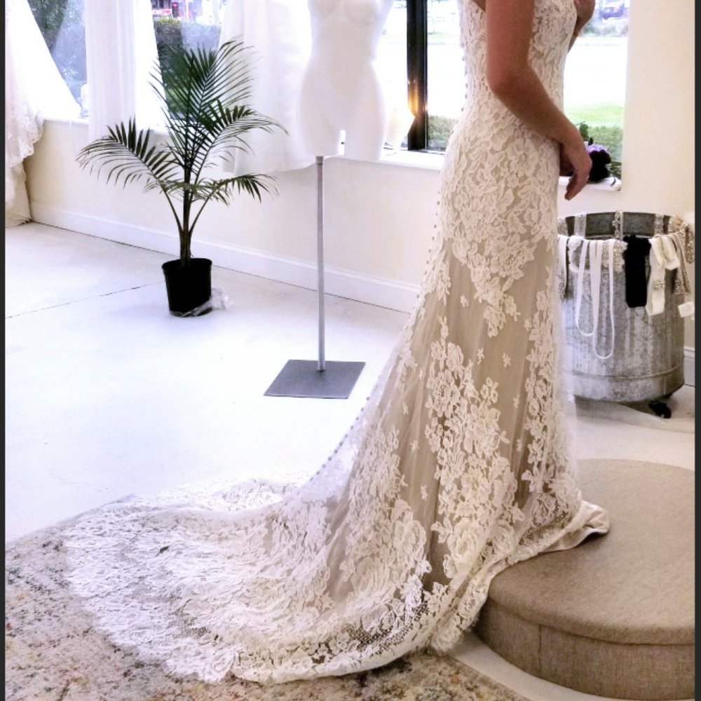 Bohemian/lace Off shoulder wedding gown Anna Maier